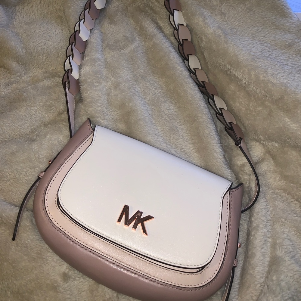 NWT Michael Kors shoulder purse!!!